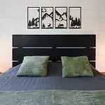 Apartment Rukan Hurmos *